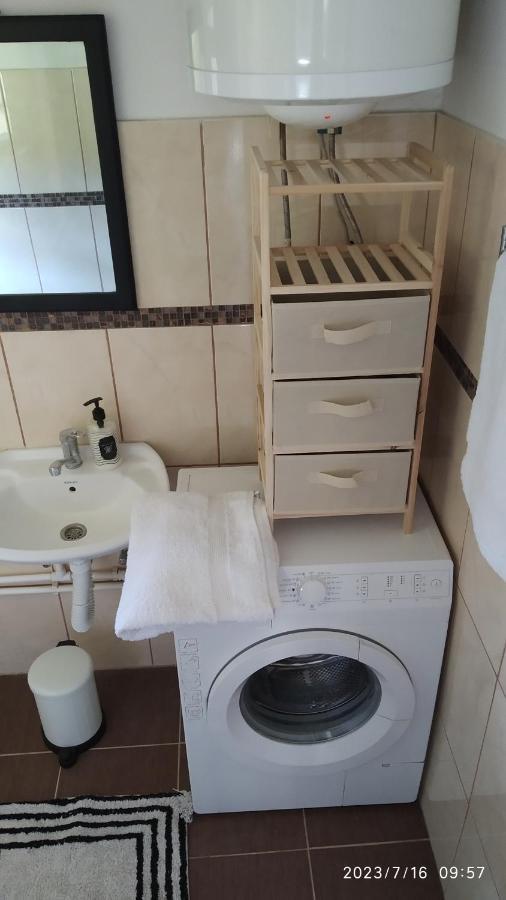 Apartman Stara Tresnja クラドヴォ エクステリア 写真